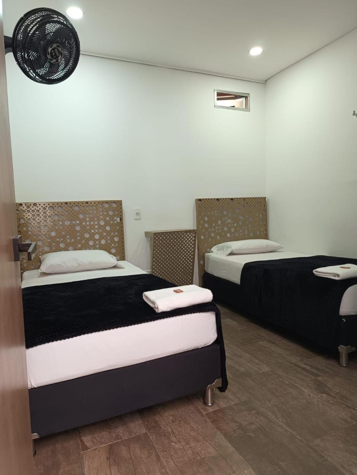 Hotel Prestige Medellin Luaran gambar